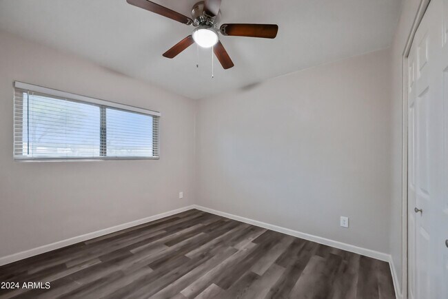 Building Photo - 1518 W Colter St