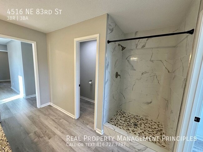 Building Photo - 4516 NE 83rd St