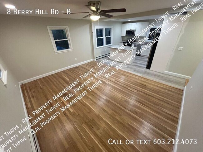 Building Photo - NEWLY RENOVATED UPPER LEVEL 3 BR DUPLEX IN...