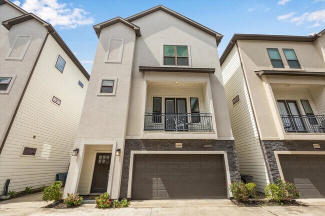 Primary Photo - 2504 Beall St