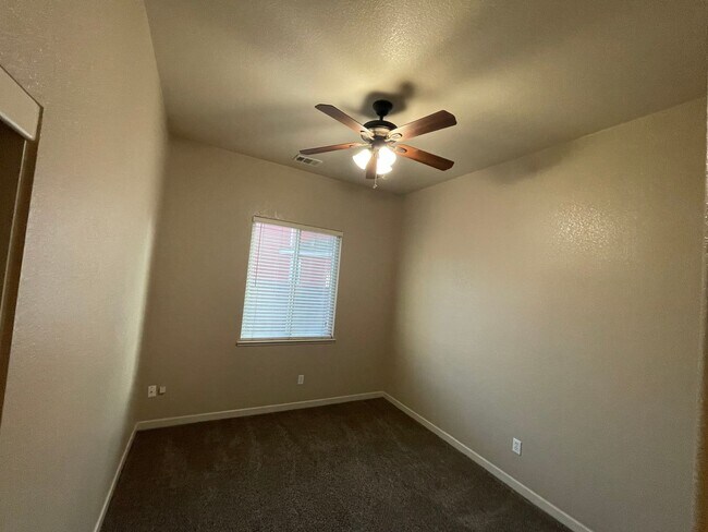 Building Photo - Ideal 4br/2ba single story in Morada