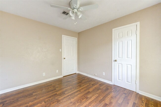 Building Photo - 3205 Hays St