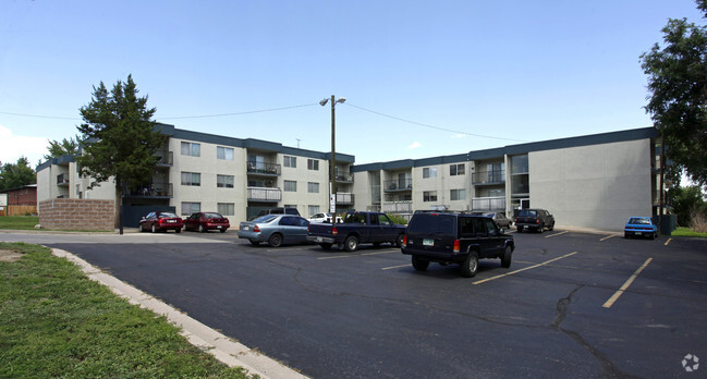 Primary Photo - Parkview Village West