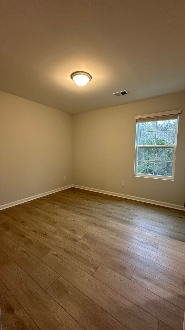 Building Photo - 730 Winged Seed Rd