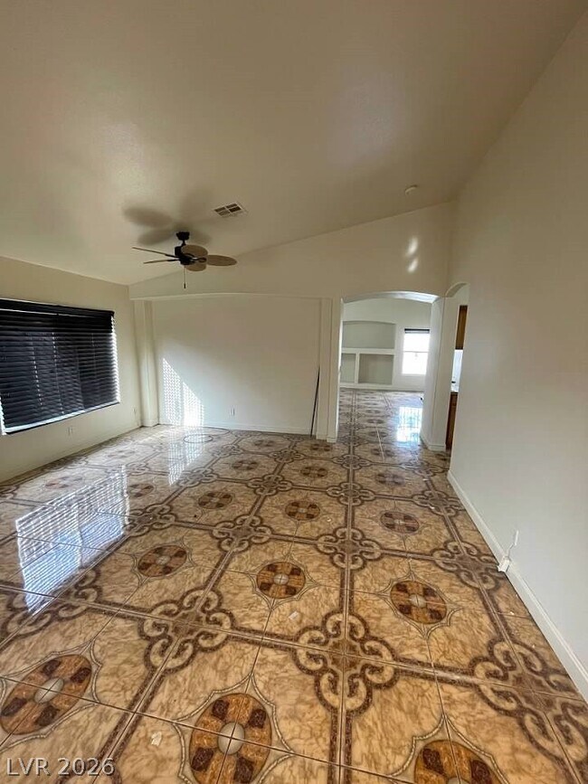 Building Photo - 4406 Cinema Ave