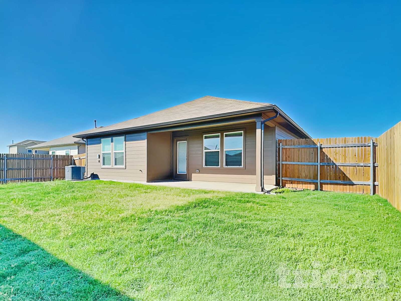 Building Photo - 125 Moonrise Dr