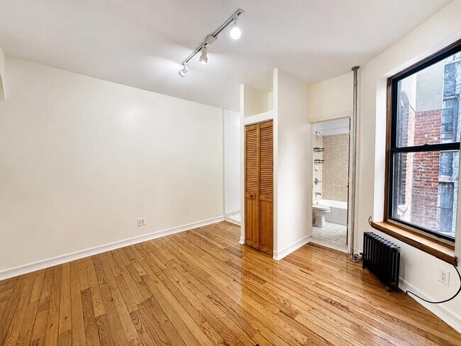 Floorplan - 3135 Broadway