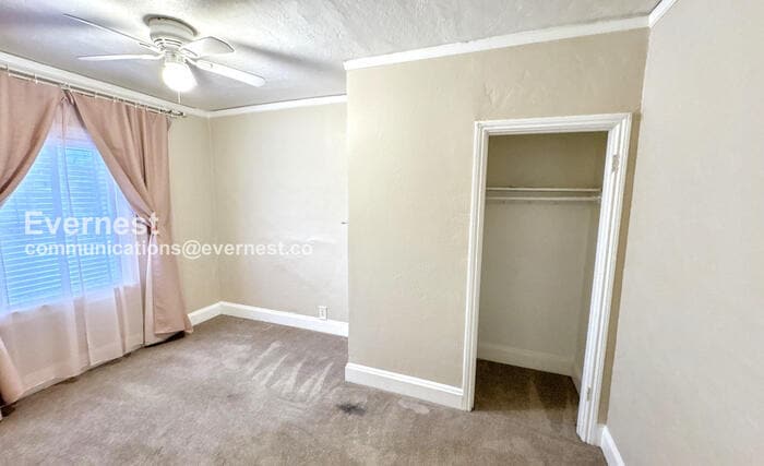 Building Photo - 605 E Santa Inez Ave