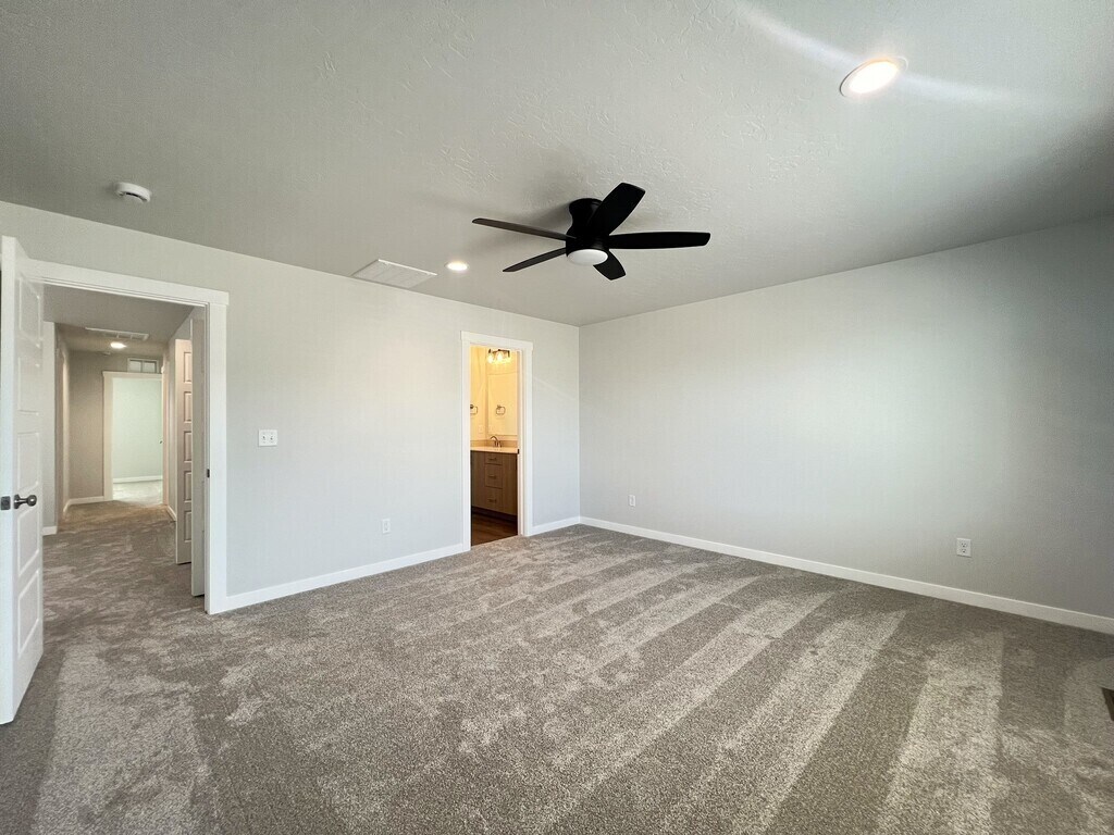 Building Photo - 3089 E Mossy Creek Dr