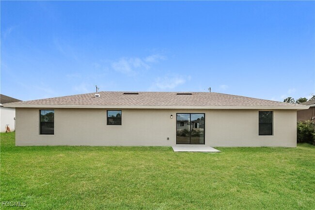 Building Photo - 2910 36th St SW