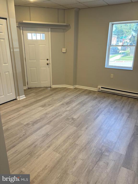 Building Photo - 167 W 7th Ave