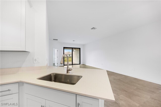 Building Photo - 19597 Hinkley Dr