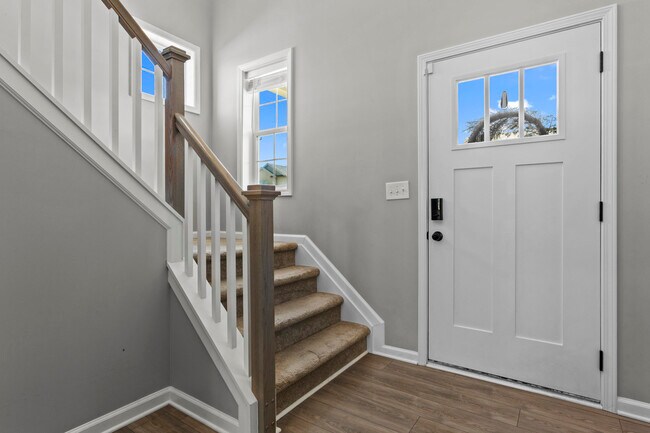 Building Photo - 2681 Rockaway Pl