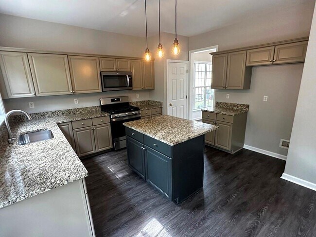 Building Photo - 6345 Turfway Dr