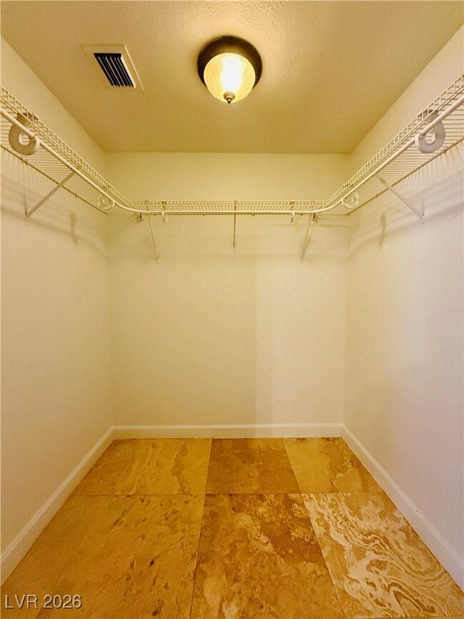 Building Photo - 3416 Cll Del Torre