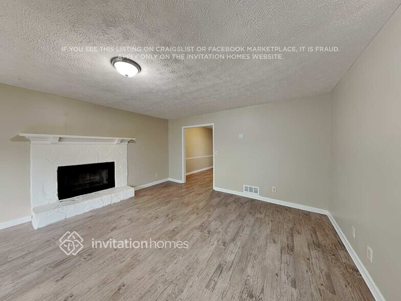 Building Photo - 3739 Bomar Rd
