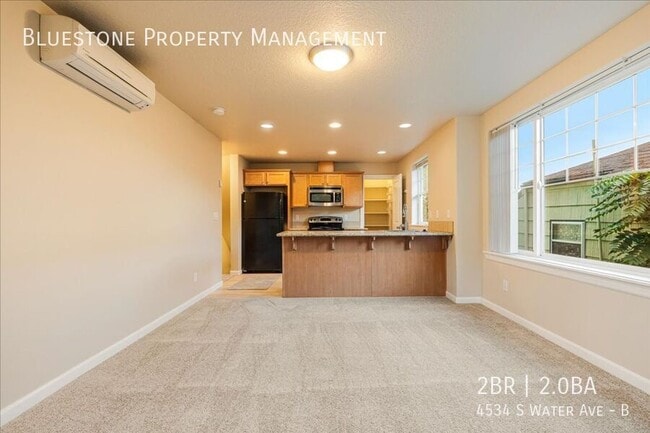 Building Photo - 4534 S Water Ave