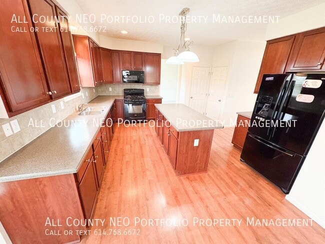 Building Photo - 2919 Woodstone Dr