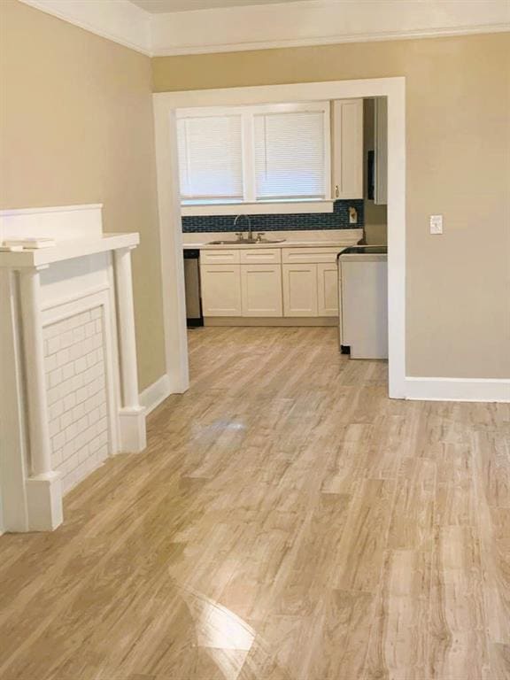 Building Photo - 689 Grenada Terrace