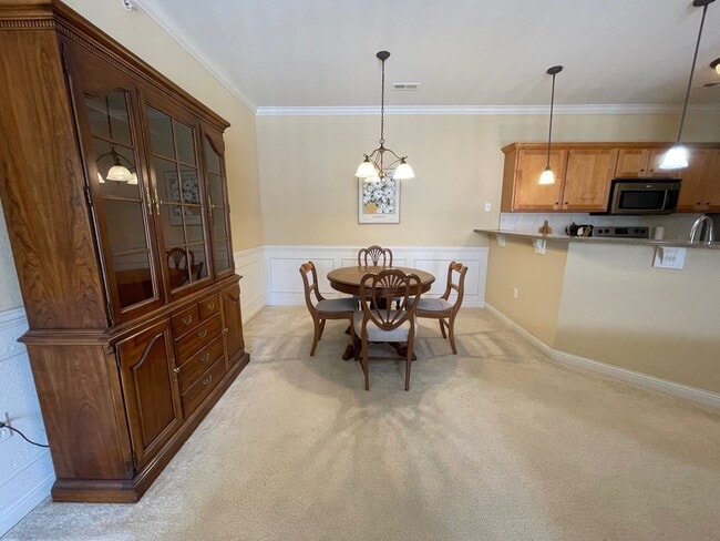 Building Photo - Fully-Furnished 3 Bedroom Condo in Smithton Crossing - Perfect for Traveling Professionals!