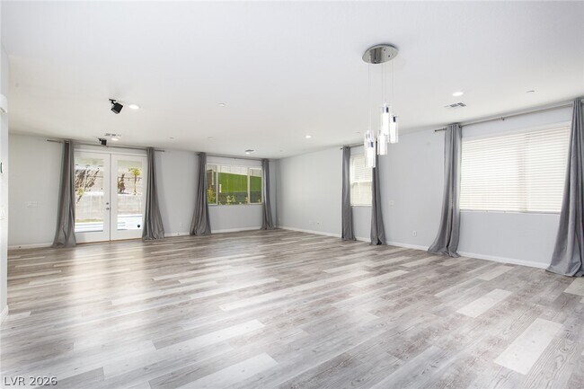 Building Photo - 12586 Huckleberry Oak Ave