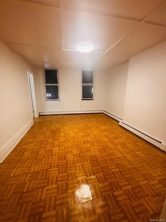 Building Photo - 88-15 Jamaica Ave