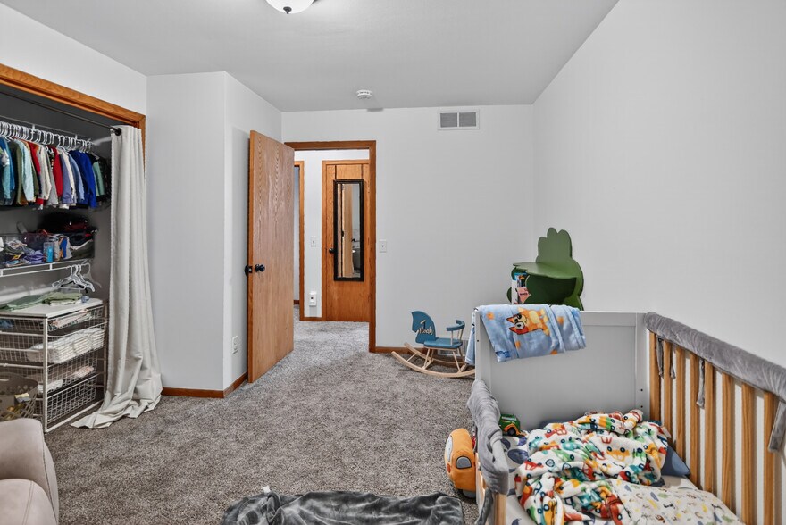 Building Photo - 3051 Greenway Trl