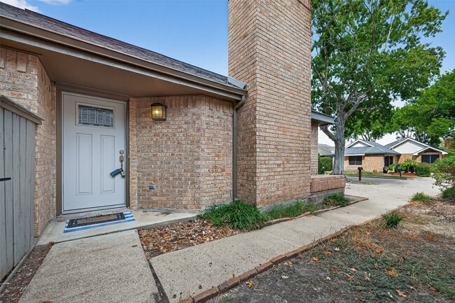 Building Photo - 14115 Withersdale Dr