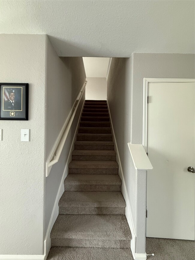 Building Photo - 23603 Legacy Oak St