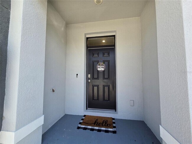 Building Photo - 32803 Pez Landing Ln