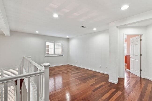 Building Photo - Your Next Home Is Ready!