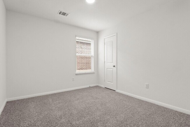 Building Photo - 2408 Bronc Buster Way