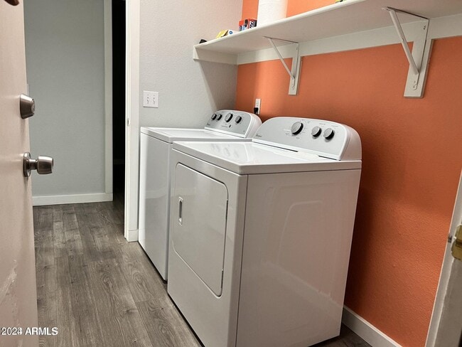 Building Photo - 3943 E Jasper Dr