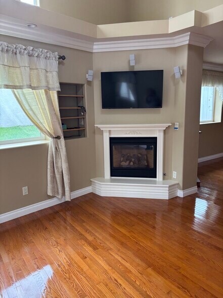 Building Photo - 961 Orma Dr