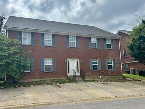 Building Photo - 2 Bed 1.5 Bath Pay ONLY Electric!