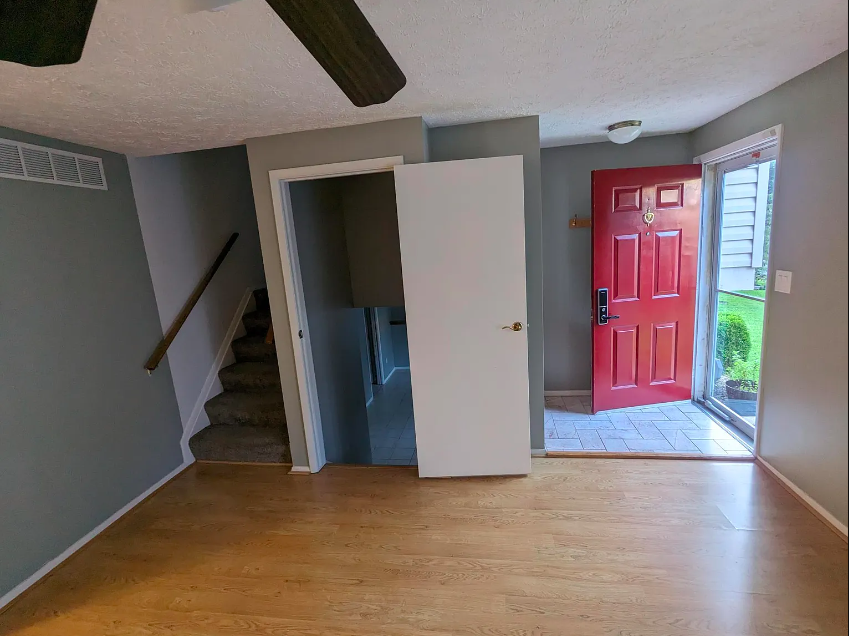 Building Photo - 8429 Great Lake Ln