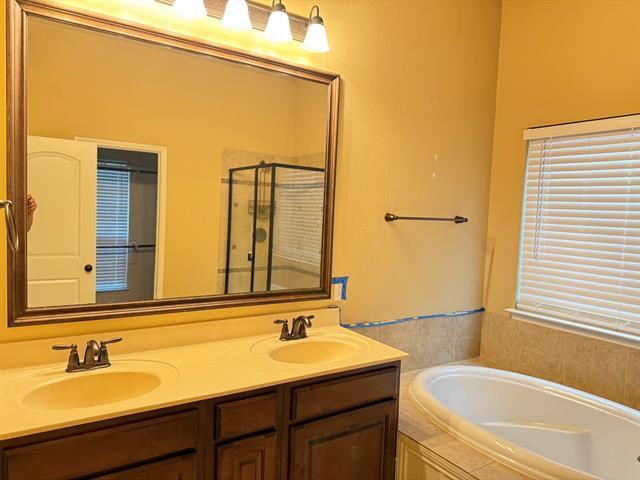Building Photo - 2702 Westpoint Dr
