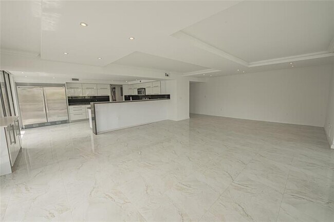 Building Photo - 468 Golden Isles Dr