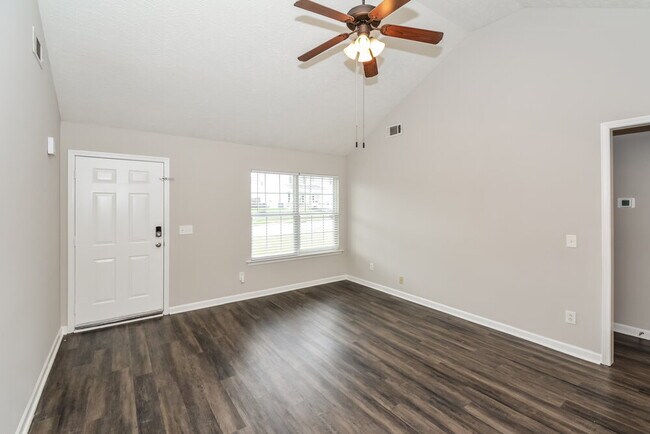 Building Photo - 1045 Tammy Sue Ln