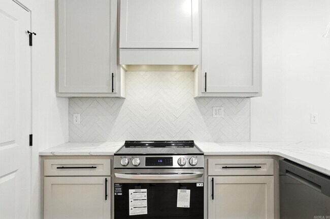 Building Photo - 13419 Teton Dr