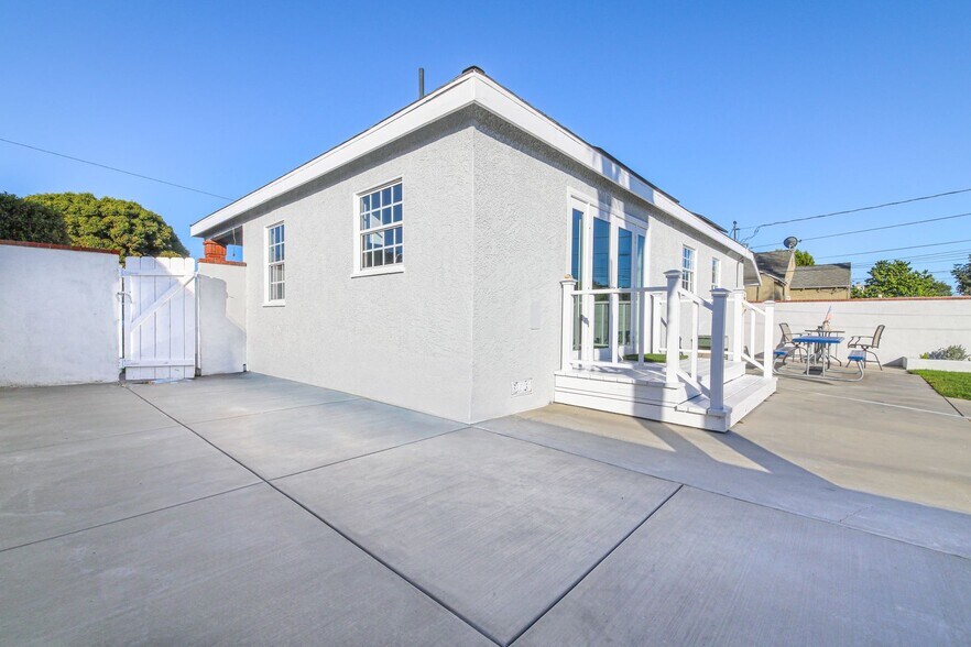 Building Photo - 4170 E Patero Way