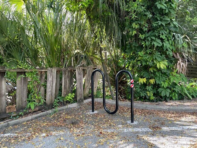 Building Photo - 129 E Amelia St