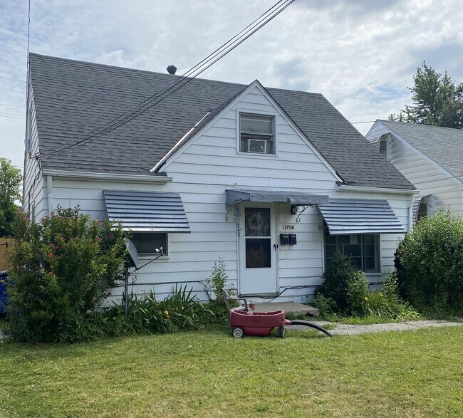 Building Photo - 3753 W 117th St