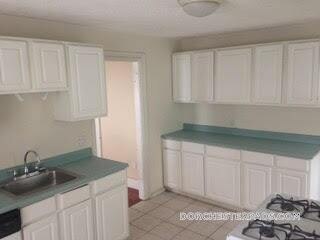 Building Photo - 16 Baker Ct