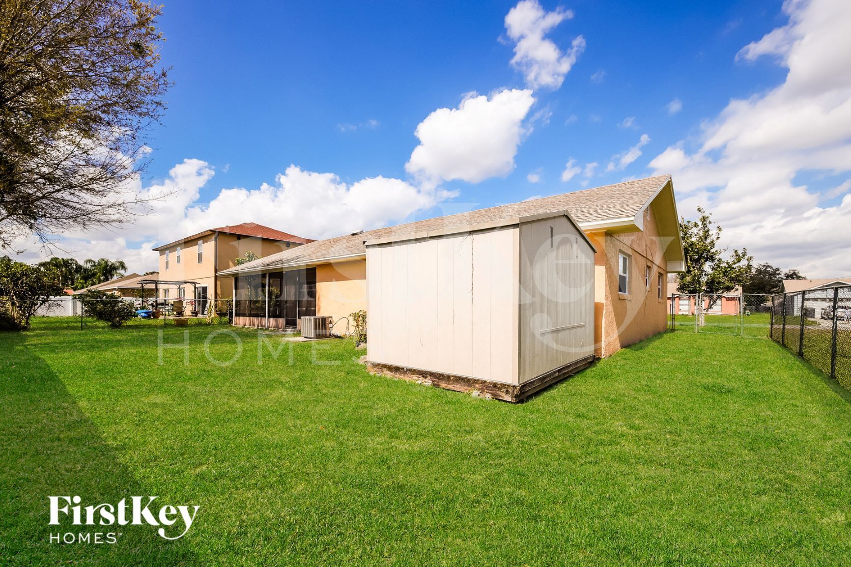 Building Photo - 724 Dromedary Dr