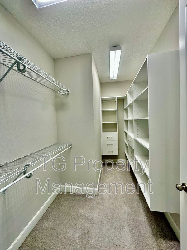 Building Photo - 11477 Surfline Ct