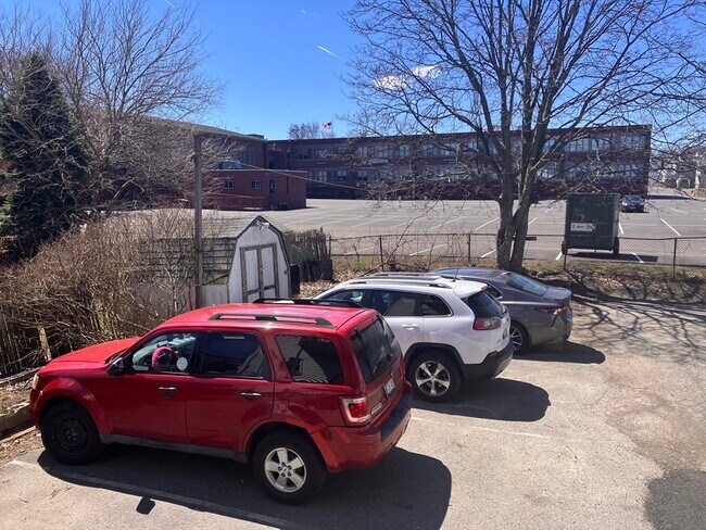 Building Photo - 4 Sisson Terrace