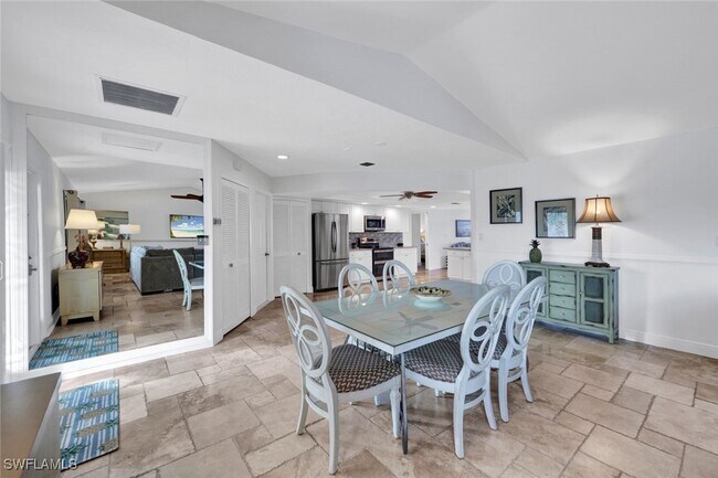 Building Photo - 9940 Treasure Cay Ln