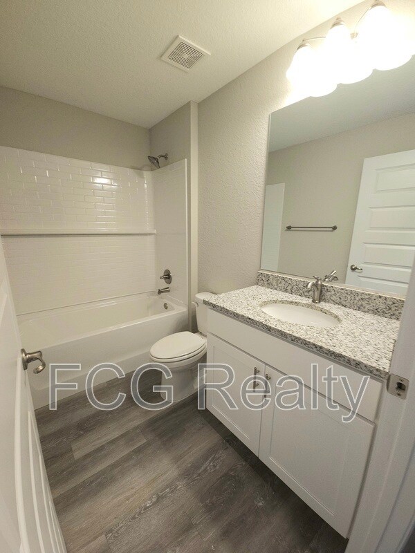 Building Photo - 8140 N Elkcam Blvd