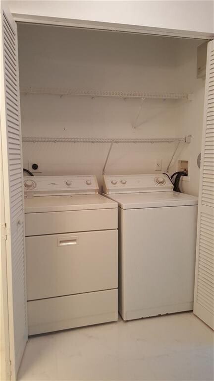 Building Photo - 4856 State Rd